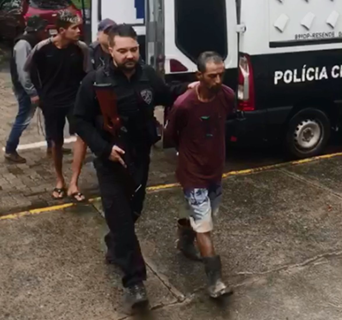 Polícia Civil de Resende prende seis pessoas suspeitas de envolvimento