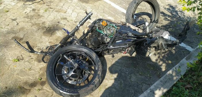 Motociclista fica gravemente ferido após sofrer acidente na Via Dutra