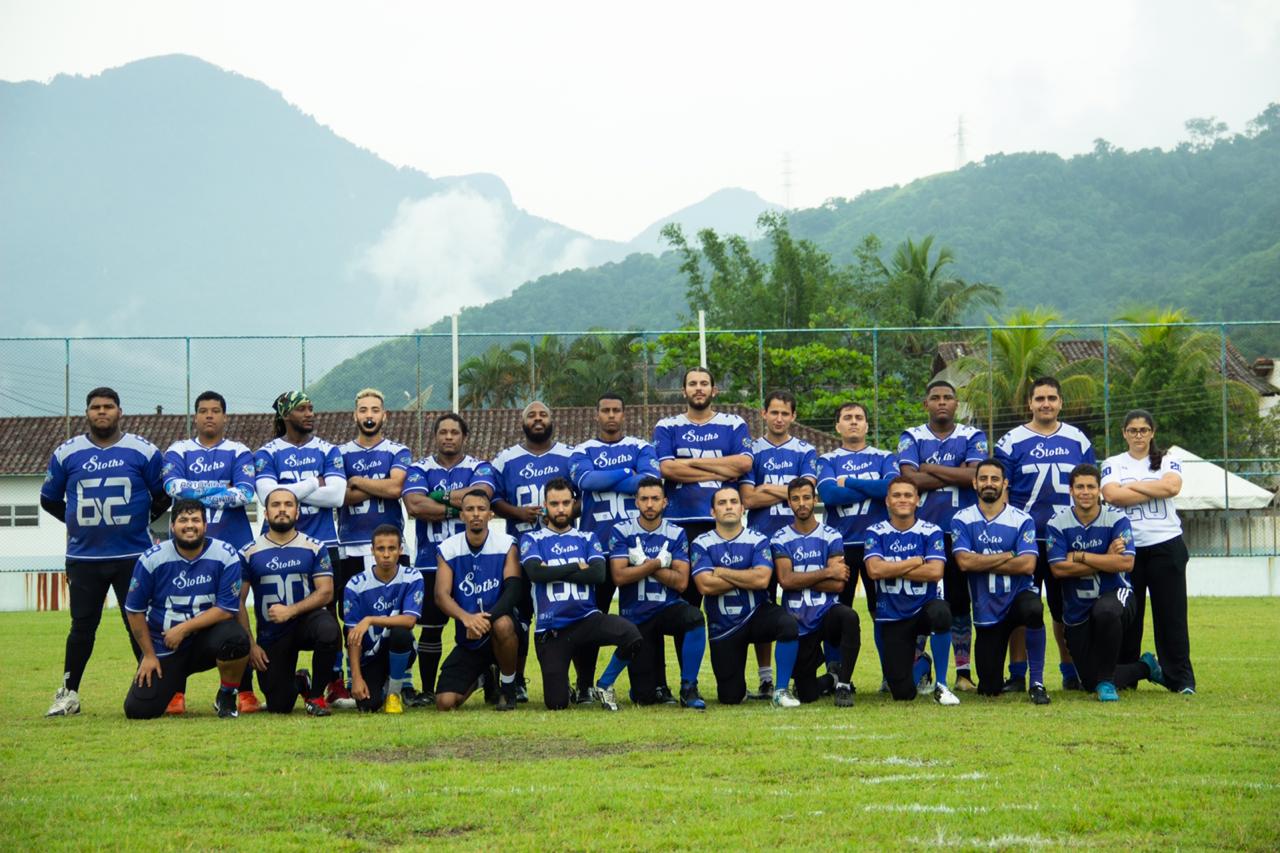 UFANISI!: Camisa de jogador de futebol americano se torna a mais vendida  após protesto durante hino nacional, image size:1280x853