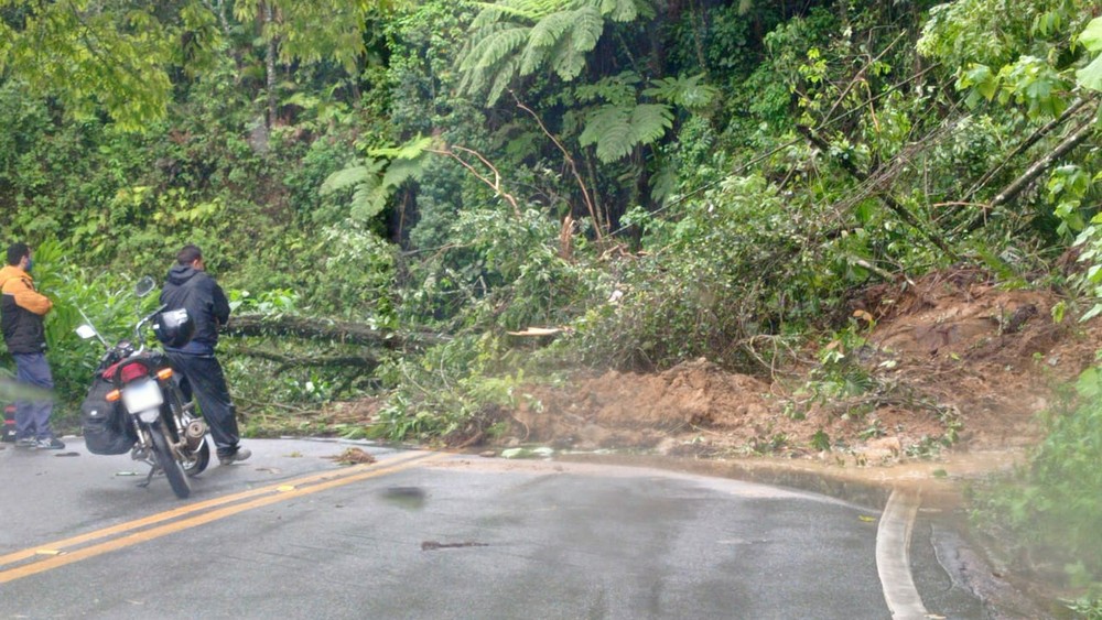 Temporal causa transtornos em Volta Redonda, Sul do Rio e Costa Verde