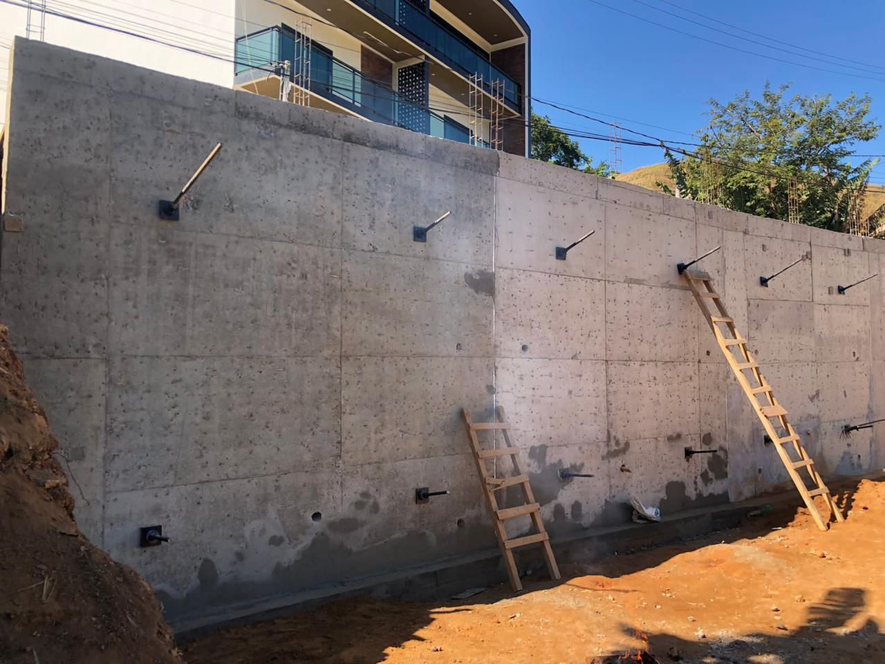 PREFEITURA DE VASSOURAS INVESTE EM OBRAS DE PREVENÇÃO ÀS CHUVAS-DIVULGAÇÃO 1