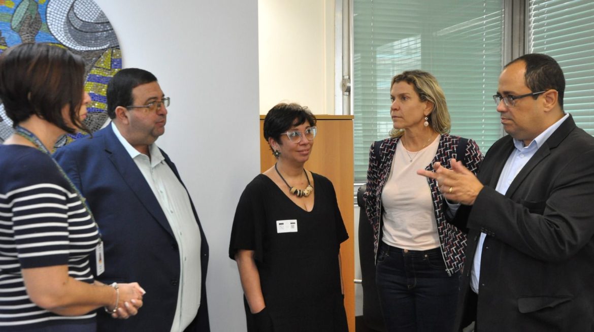 7f878d52 b726 42b8 99f8 0ff8686e3d6d