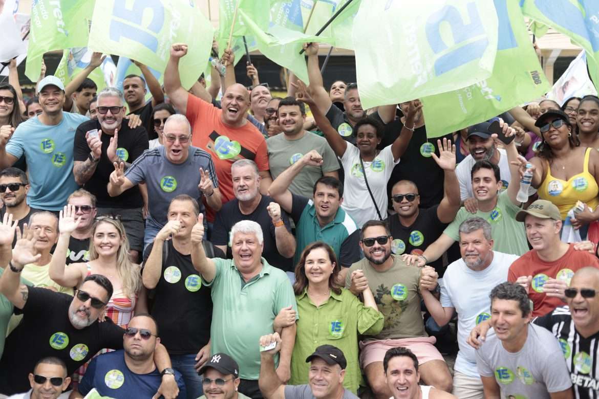 polÍtica 21 angra dos reis cláudio ferreti lança campanha com caminhada em monsuaba divulgaÇÃo