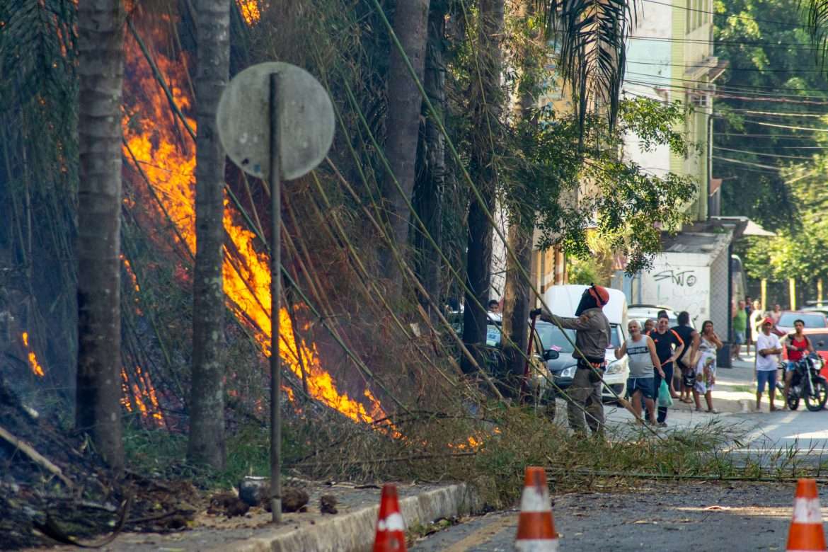 12 09 2024 incêndio morro voz da cidade queimada 10 iam martins