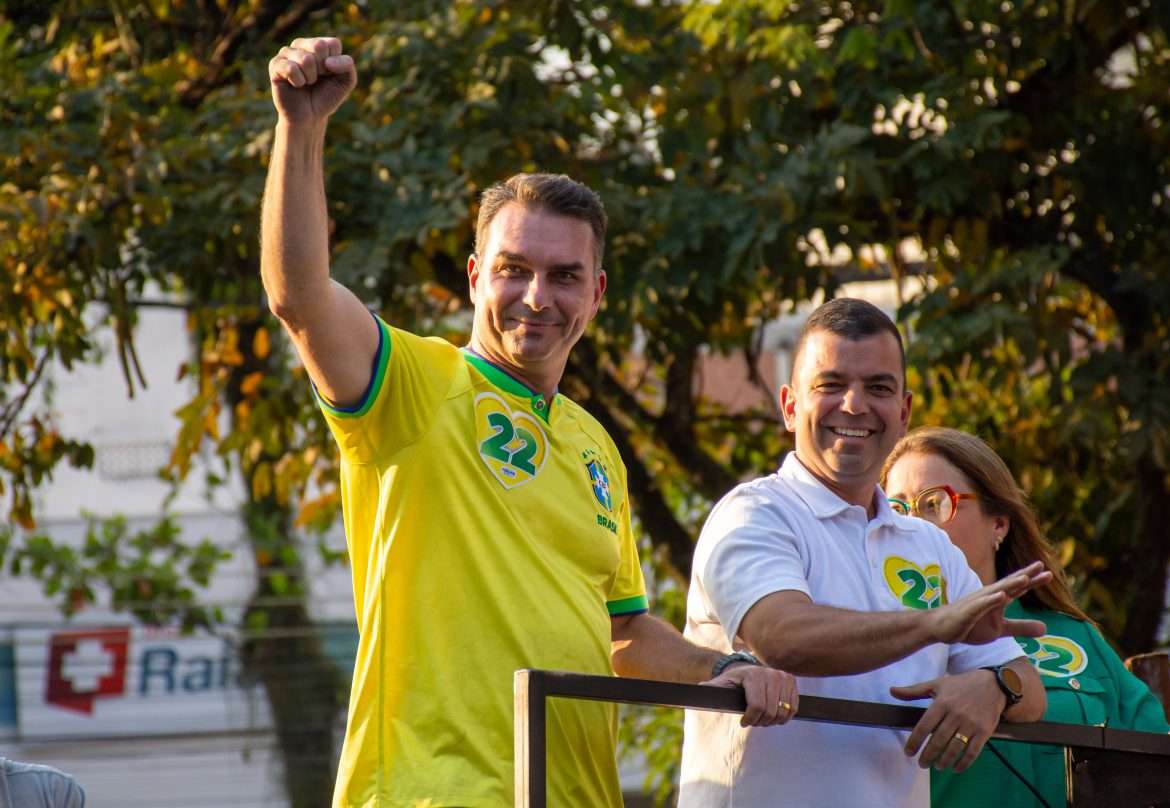 13 09 2024 carreata flávio bolsonaro em barra mansa 1 iam martins