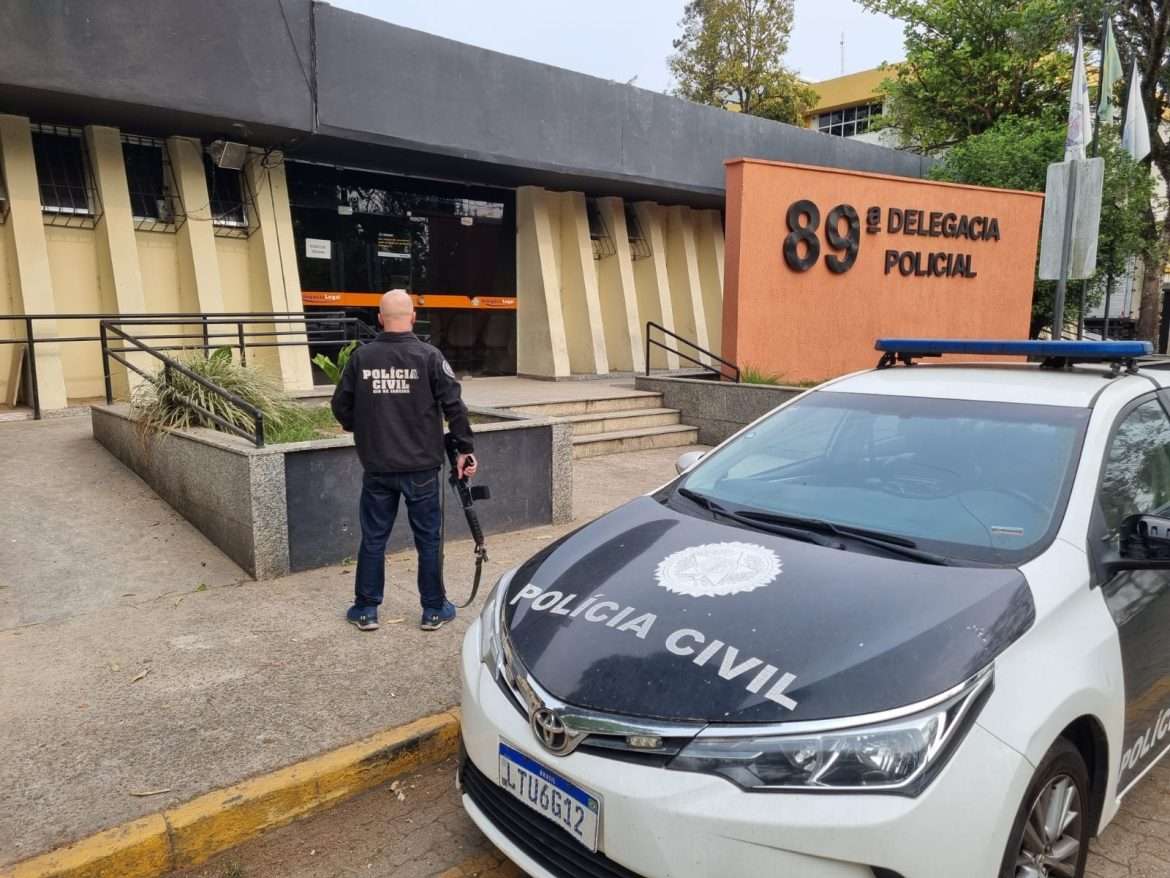 13.cf.res.polÍcia.polícia civil prende homem com moto.divulgaÇÃopolÍciacivil