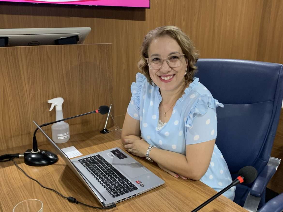 19.cf.res.polÍtica.vereadora sugere transporte escolar.divulgaÇÃocmr