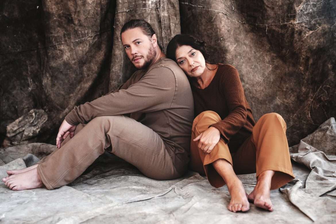 25.cf.res.cultura.peça ‘querido filho, querida mãe’.1.trama.vinÍcusmochizuki