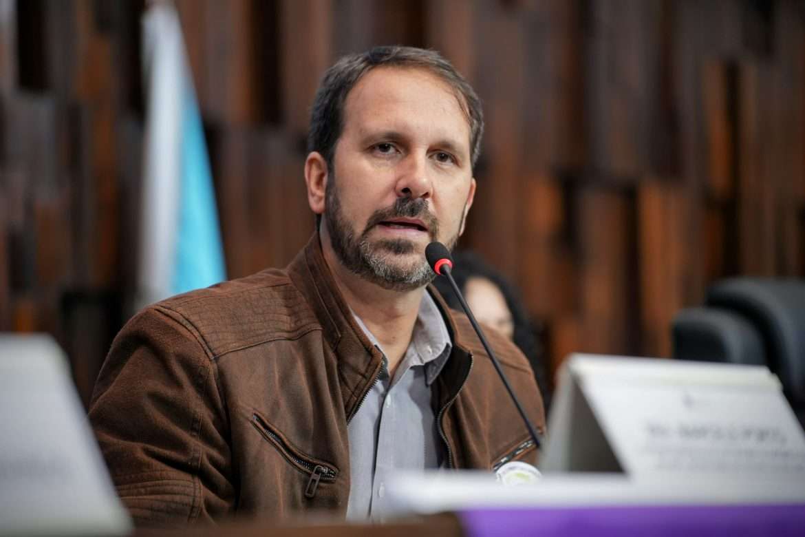 2ac19d77 d9a7 4290 9733 cffe74e56fdd