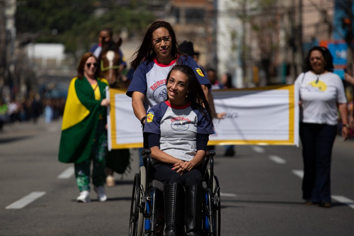 34 desfile do 7 de setembro terá áreas reservadas para pessoas com autismo e cadeirantes cris oliveira secom