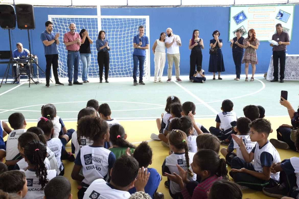 53.cf.res.cidades.diogo entrega a comunidade.1.diogo.divulgaÇÃopmr