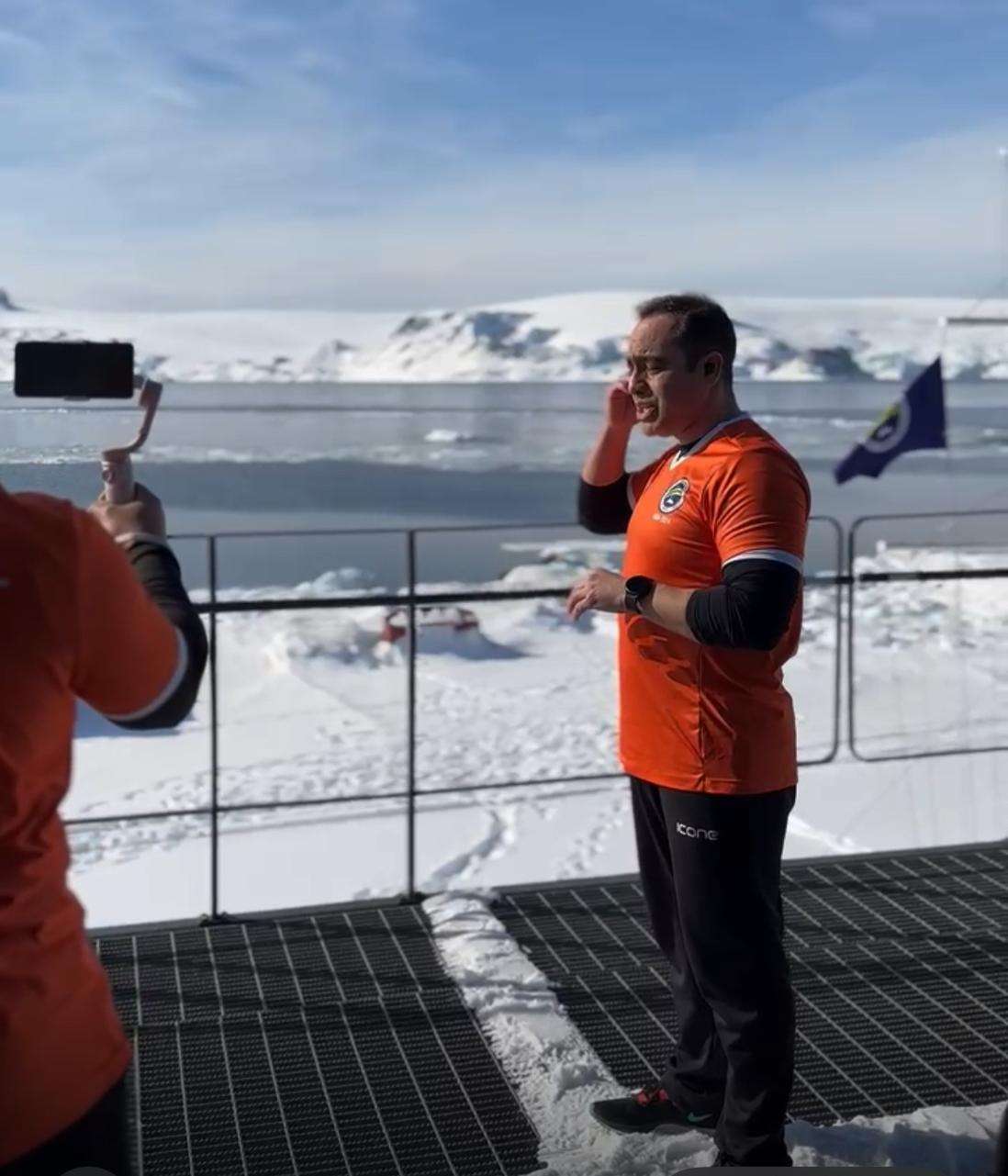 a.cf.35.geral.estudantes angrenses participam de videoconferência com a estação da marinha na antártica divulgação pmar (2)