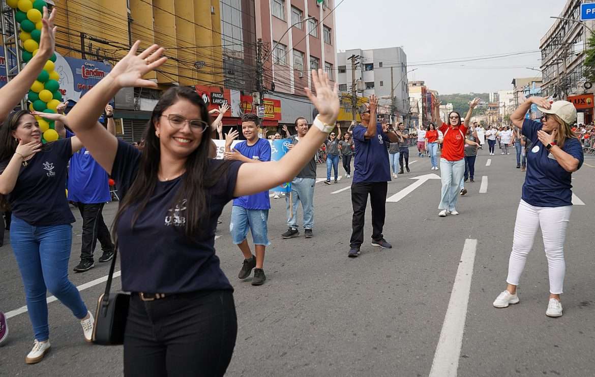 desfile de 7 de setembro em volta redonda atrai milhares de pessoas geraldo gonçalves secom