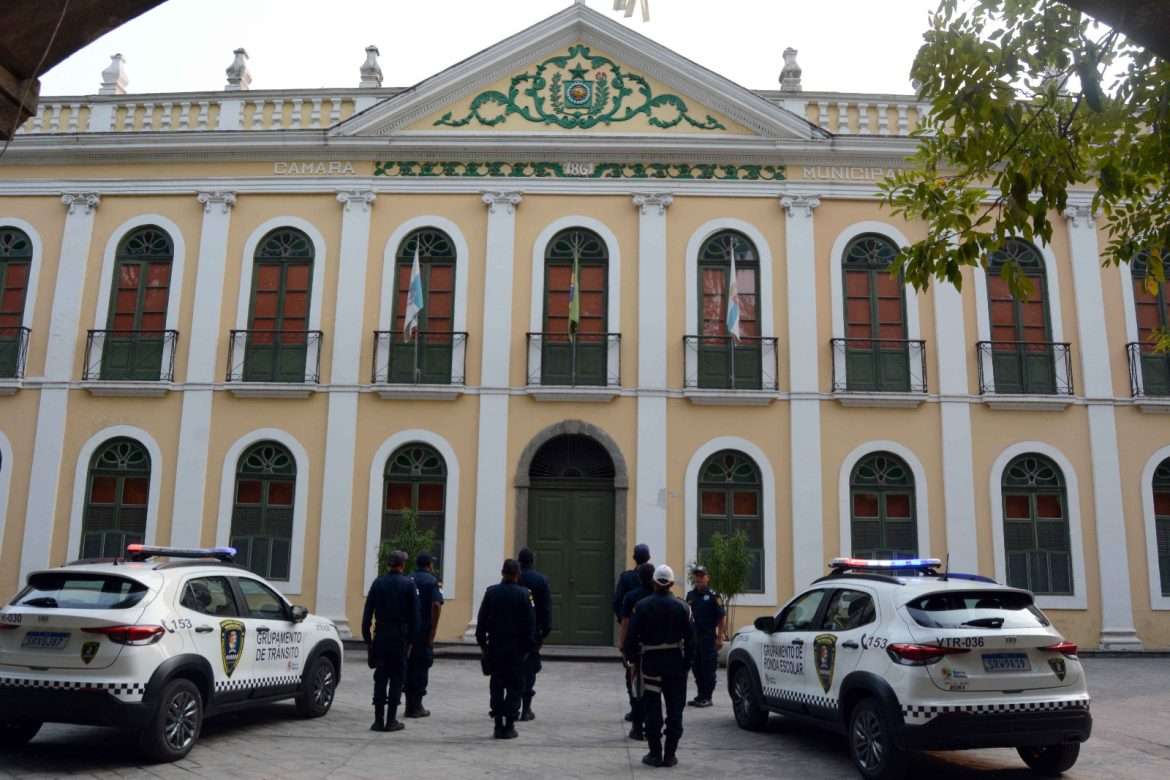 guarda municipal de barra mansa realiza hasteamento de bandeiras em alusão à independência do brasil divulgação
