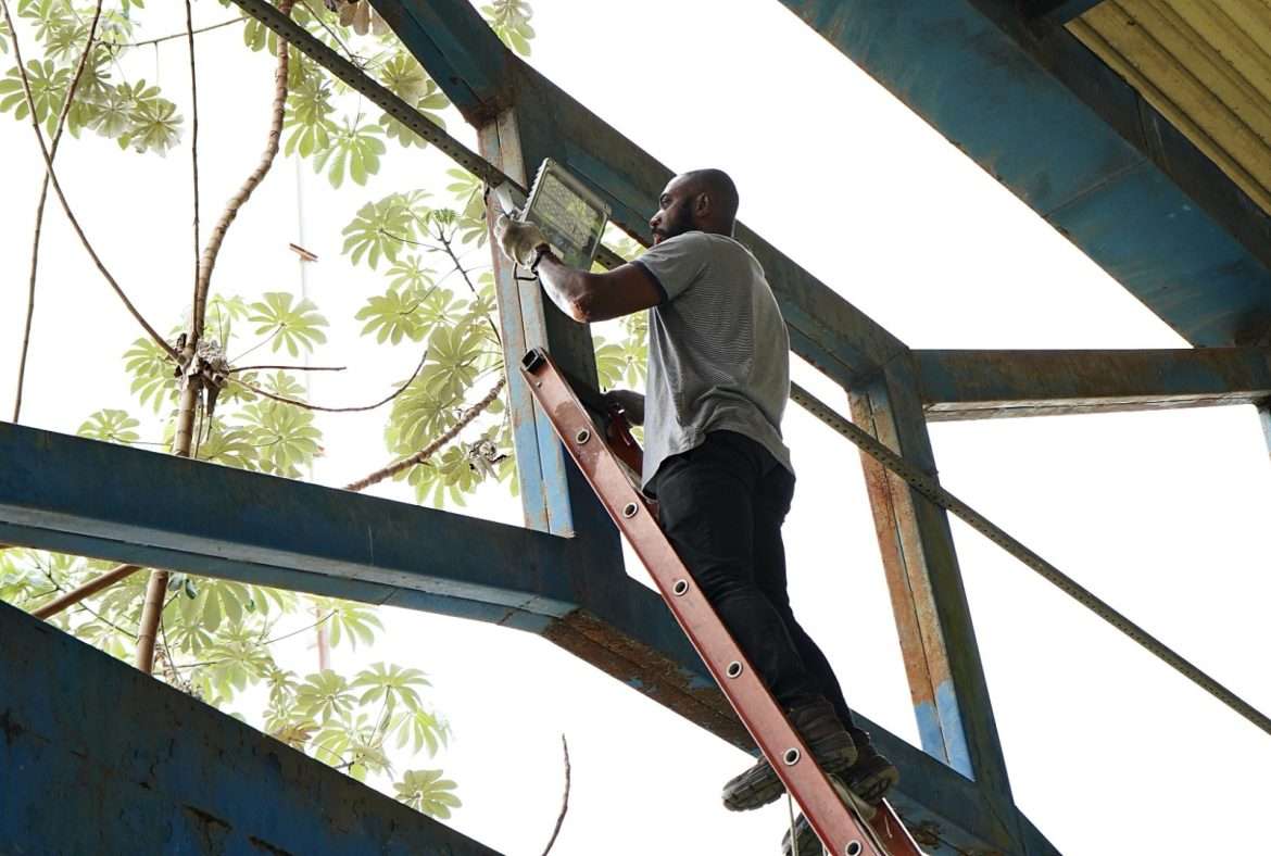 mais de 21 mil pontos de volta redonda já receberam a nova iluminação de led geraldo gonçalves secom
