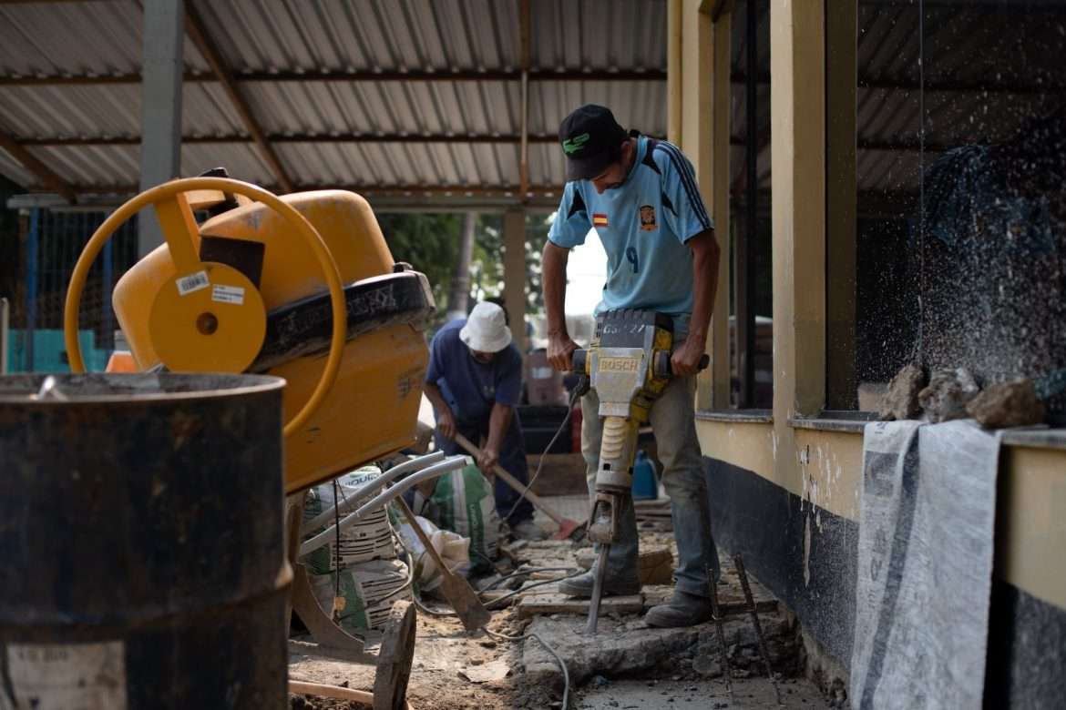 notas sede da defesa civil de vr em obra cris oliveira secom