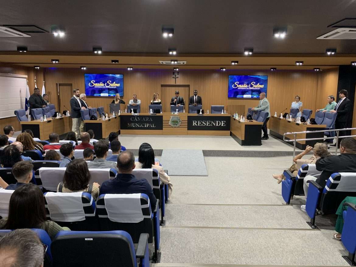 pÁgina 9.pÁgina 9.entrega de títulos.divulgaÇÃocmr