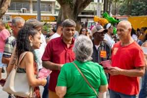 um dia com o candidato 52 dando voz aos barrenses paulo silva quer trabalhar junto com o povo iam martins 5