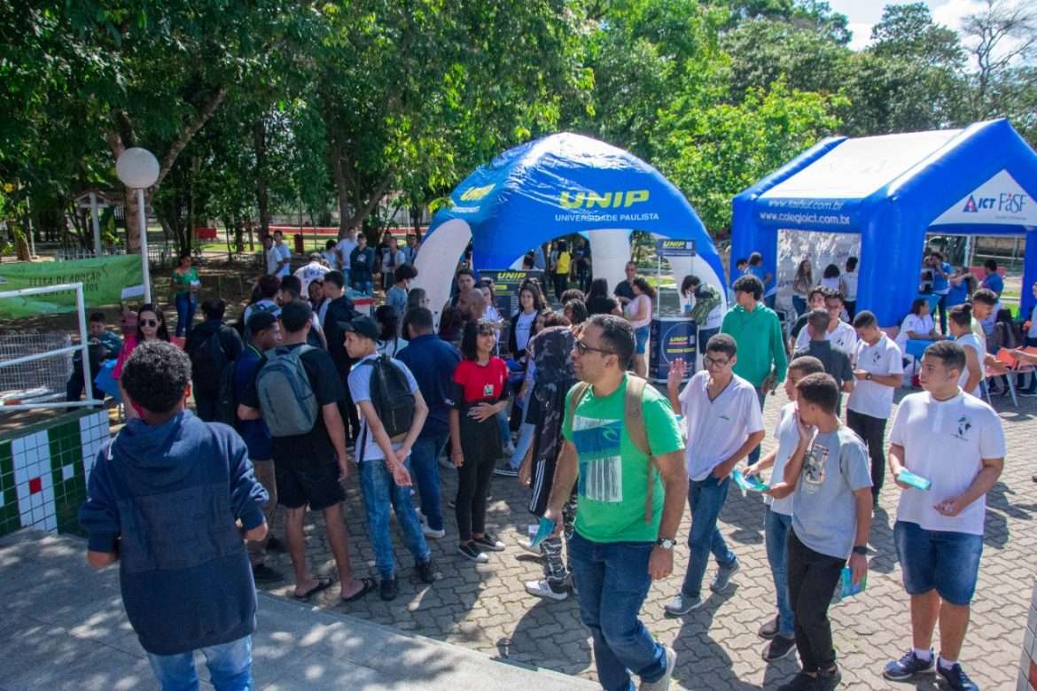 25.cf.res.economia.feira de cursos e profissões.1.feira.fabianosabinopmpr