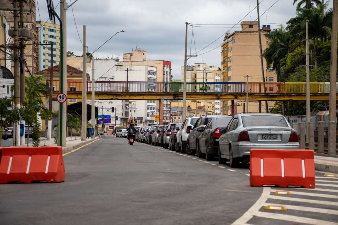 29 10 2024 adequação da linha férrea, rua nova estacionamento barra mansa 2 foto iam martins
