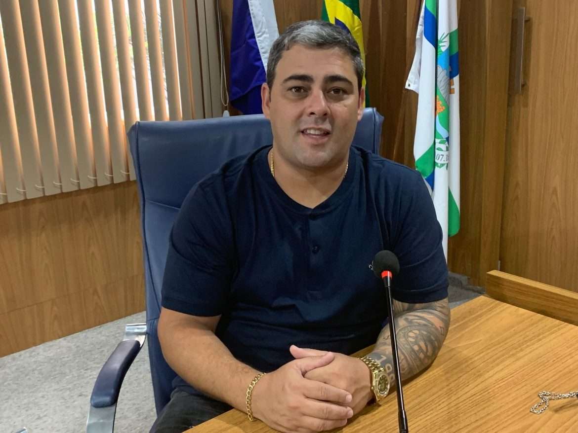 29.cf.res.polÍtica.vereador pede a construção de deque.divulgaÇÃocmr