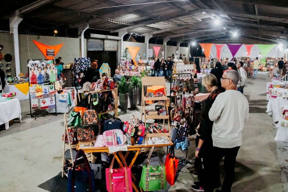 33.cf.res.economia.feiras de artesanato e de agronegócios.1.artesanato.divulgaÇÃopmr