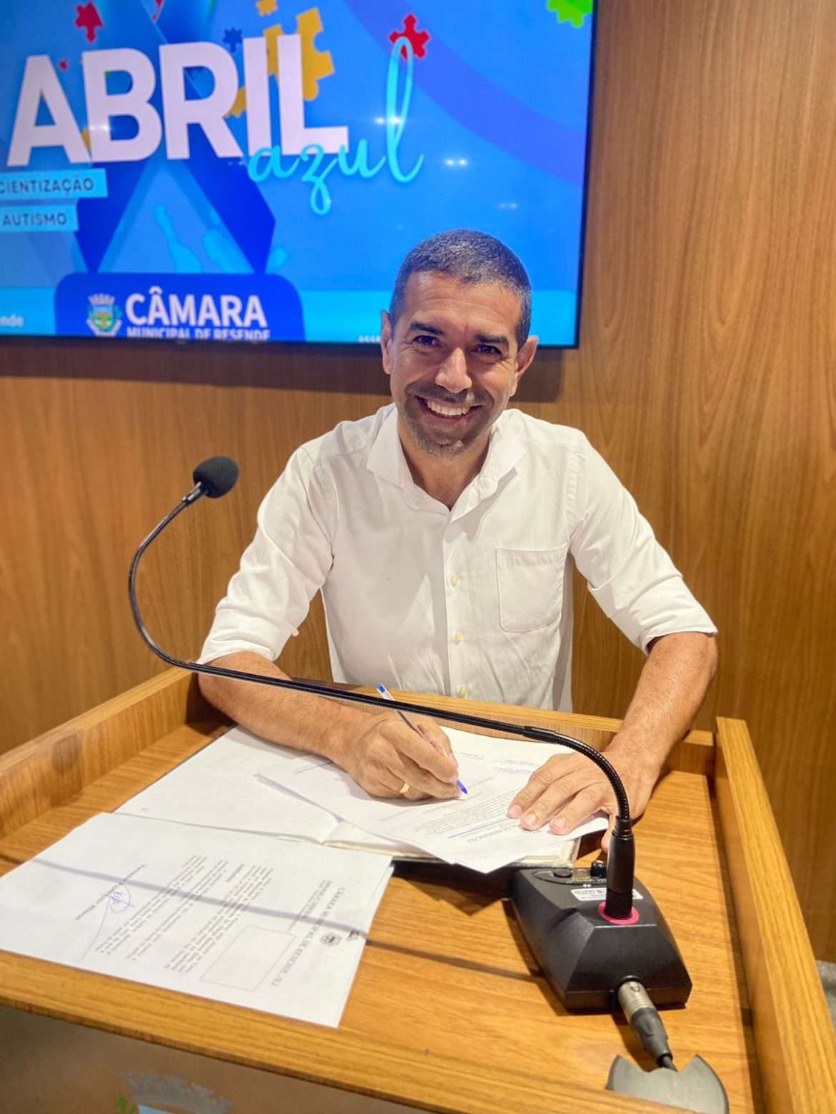 33.cf.res.polÍtica.escola do bairro cabral poderá ter ensino integral.divulgaÇÃocmr