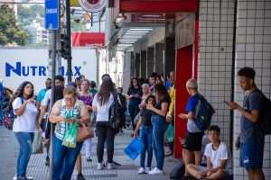 34 economia sicomércio vr estima duas mil vagas temporárias para fim do ano iam martins12