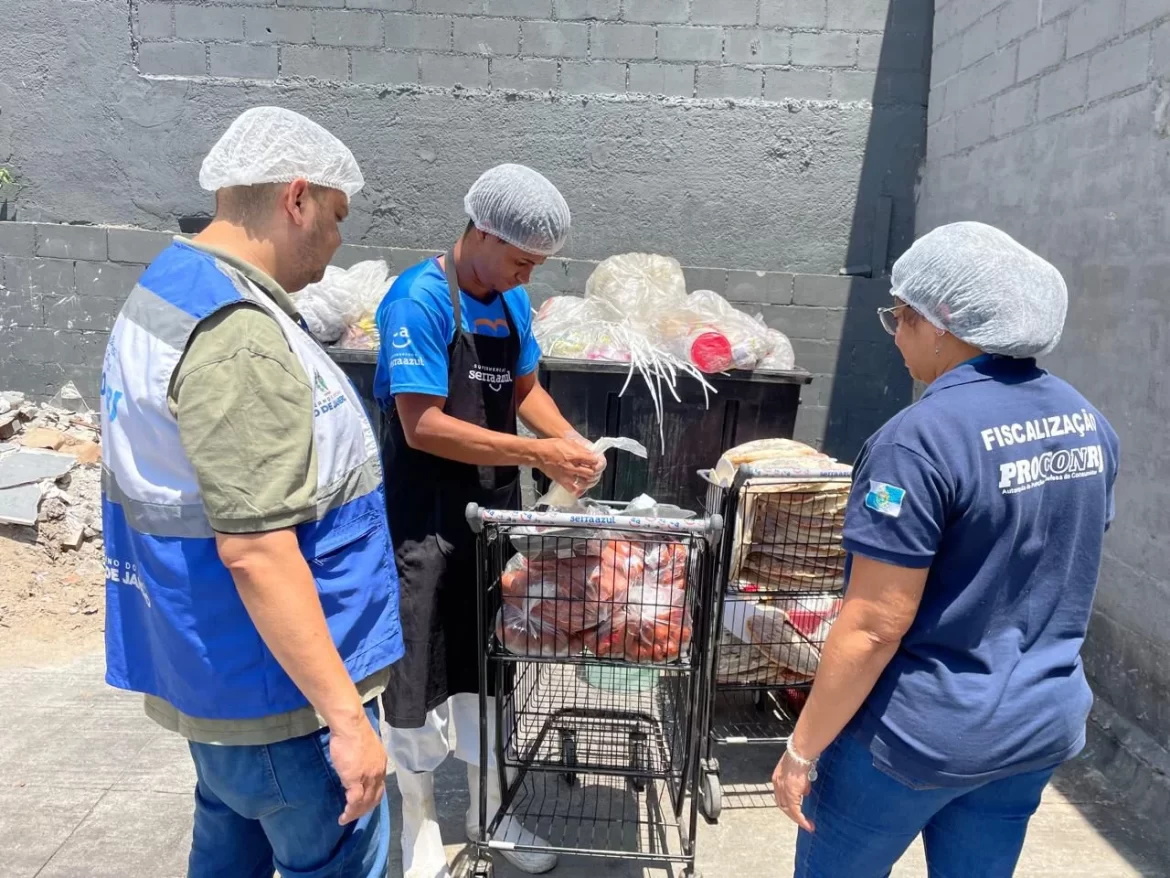 3e569ae6c0d047c8814060823697778e