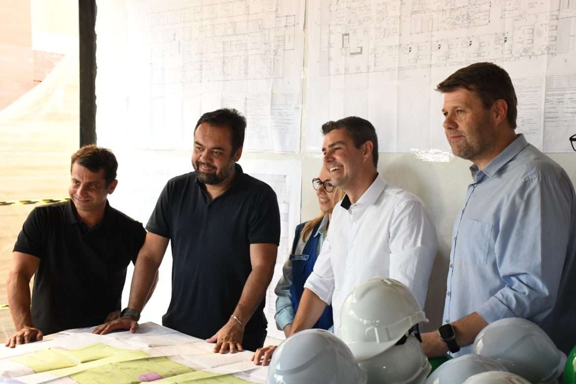 72.cf.res.polÍtica.diogo e cláudio castro visitam.1.hospitalcÂncer.divulgaÇÃopmr (3)