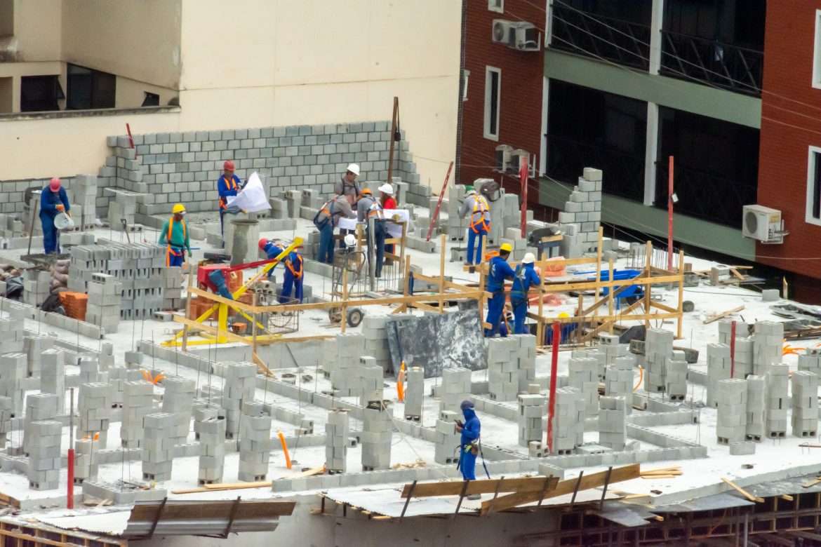 c 29 cf economia programa balcão de empregos divulga novas vagas para empresa de energia solar