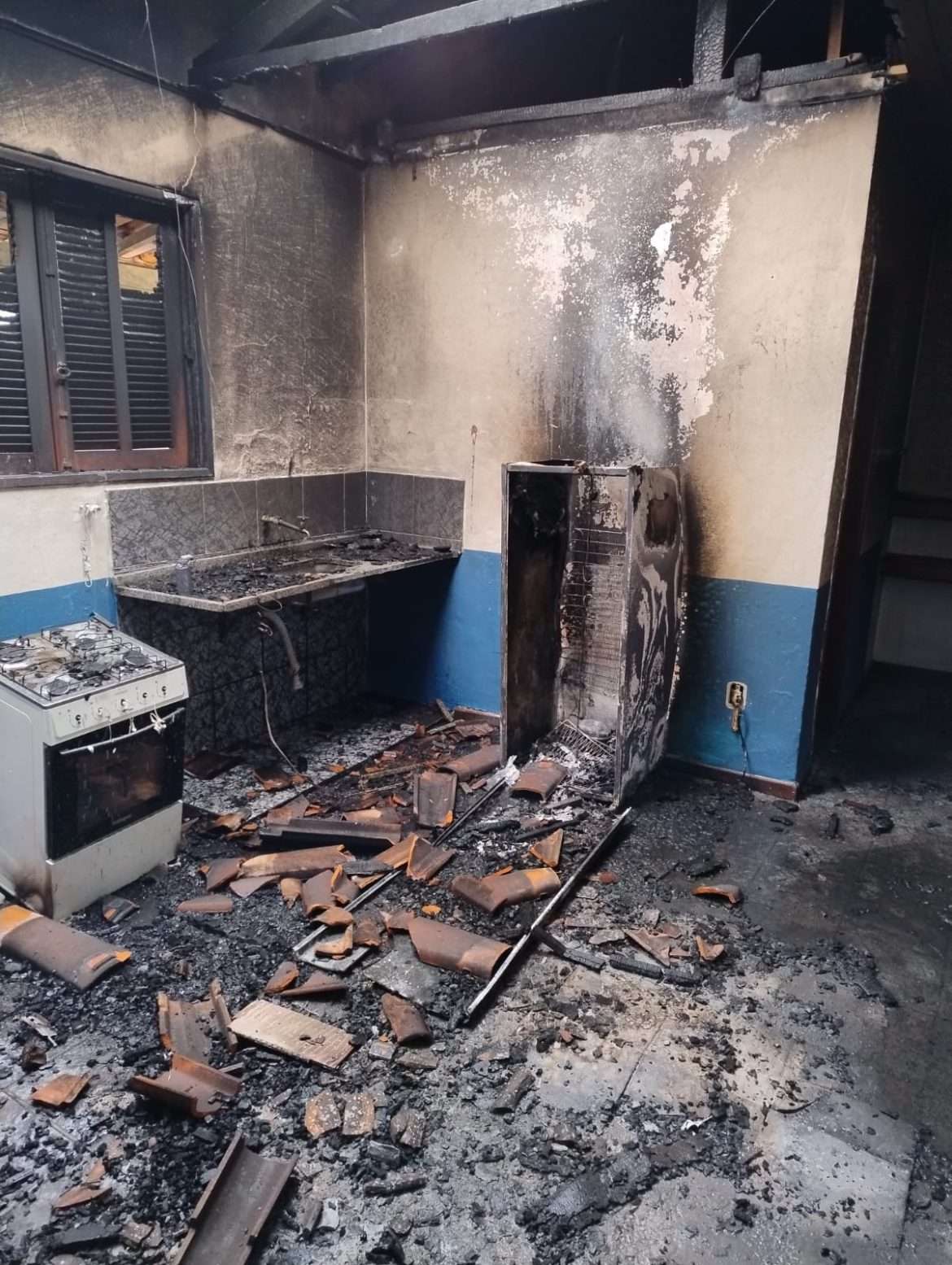 e.cf.17.geral.disque denúncia auxilia investigação de incêndio em base de segurança divulgação