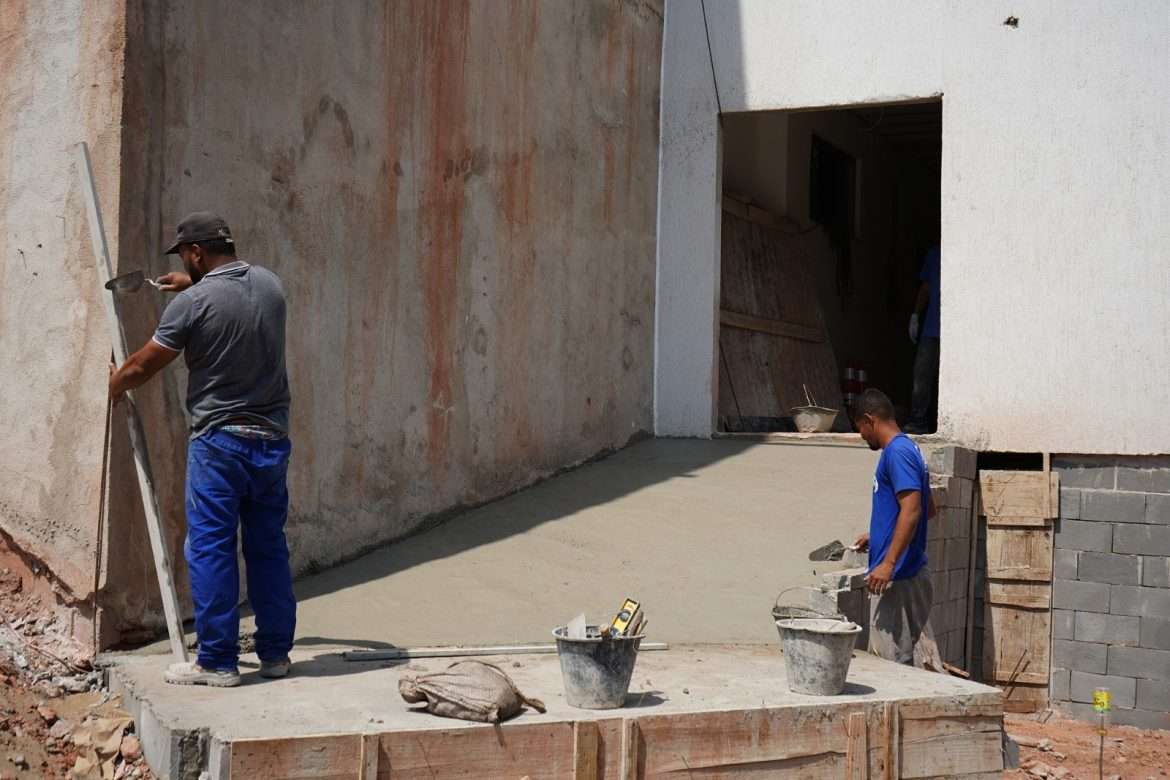 fase avançada da obra de construção do hospital veterinário de volta redonda geraldo gonçalves secom
