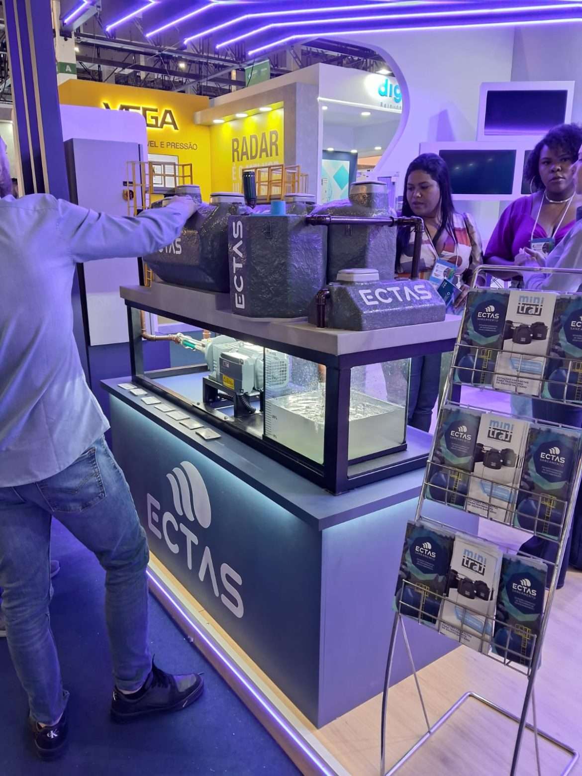 funcionários do saae vr visitam a maior feira nacional de saneamento e meio ambiente da américa latina divulgação secom