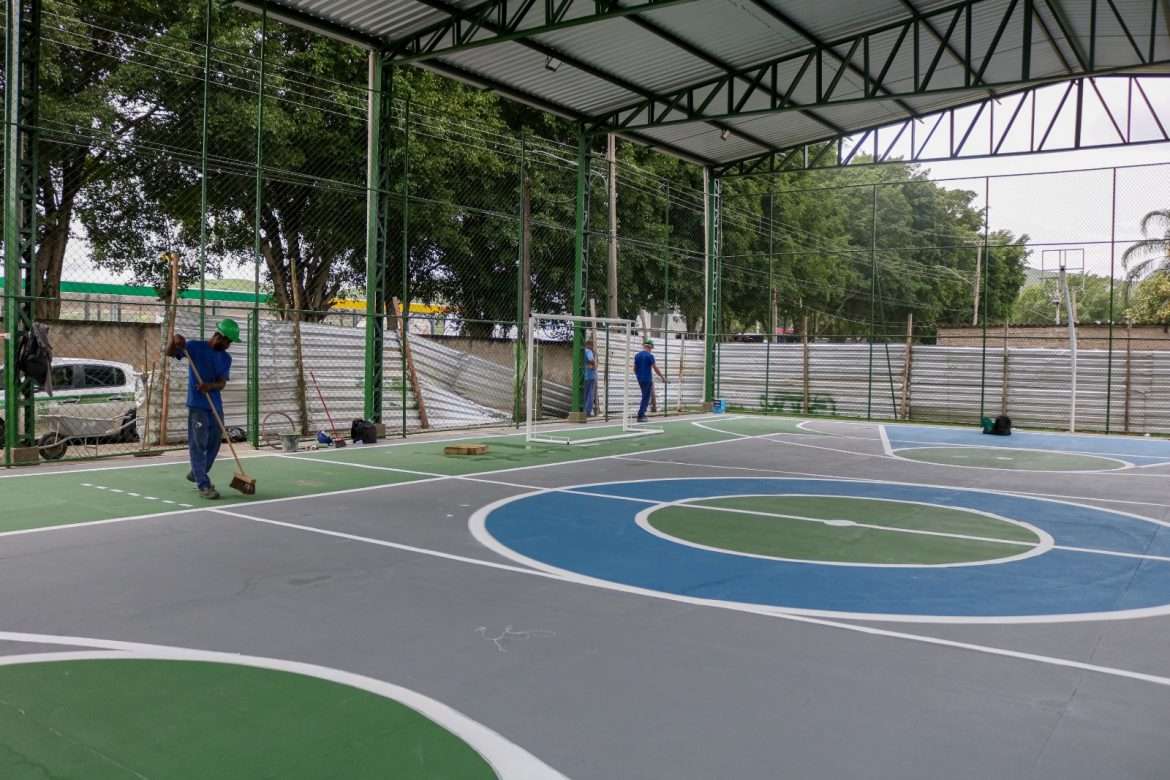 17.cf.res.cidades.obras de revitalização da quadra.1.equipes.arianealvespmi