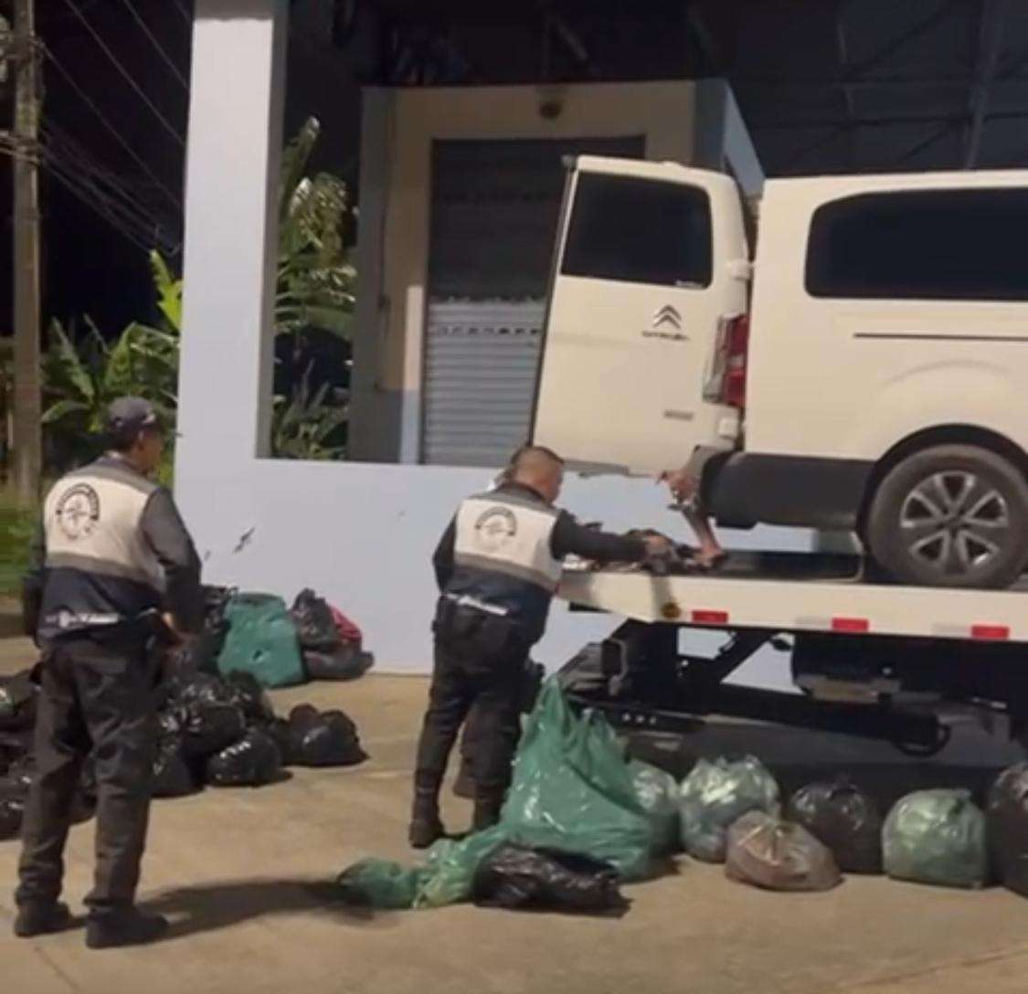 18.cf.res.polÍcia.operação foco apreende meia tonelada.2.mercadorias.divulgaÇÃo