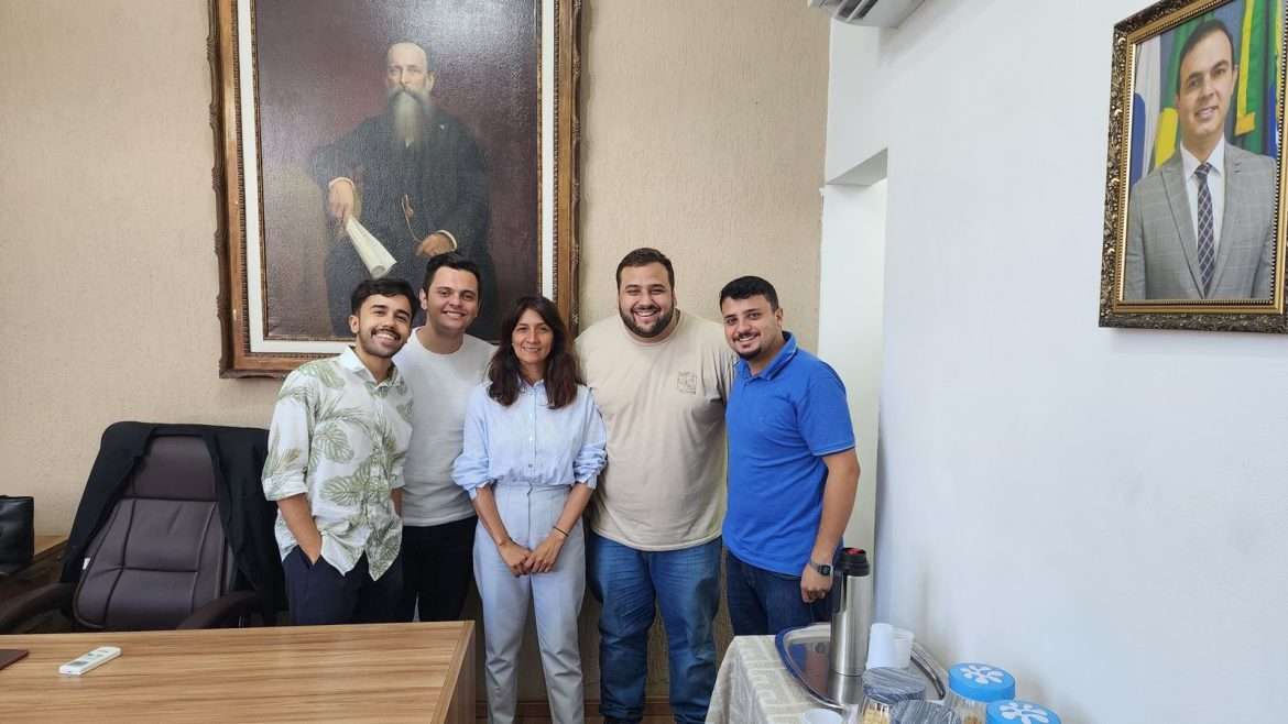 22 politica katia miki recebe lideranças do fórum das juventudes do rio em barra do piraí divulgaÇÃo