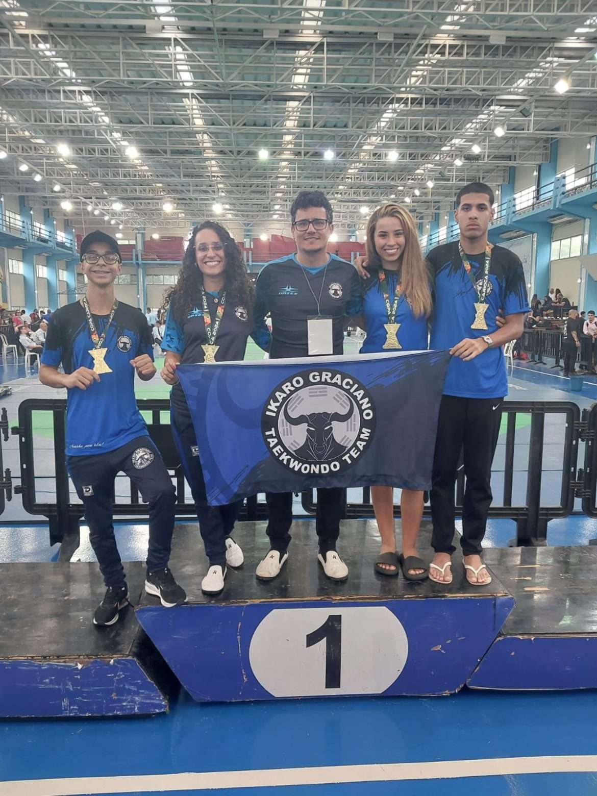 25 equipe de taekwondo do município disputa a copa do brasil e conquista duas medalhas divulgaÇÃo