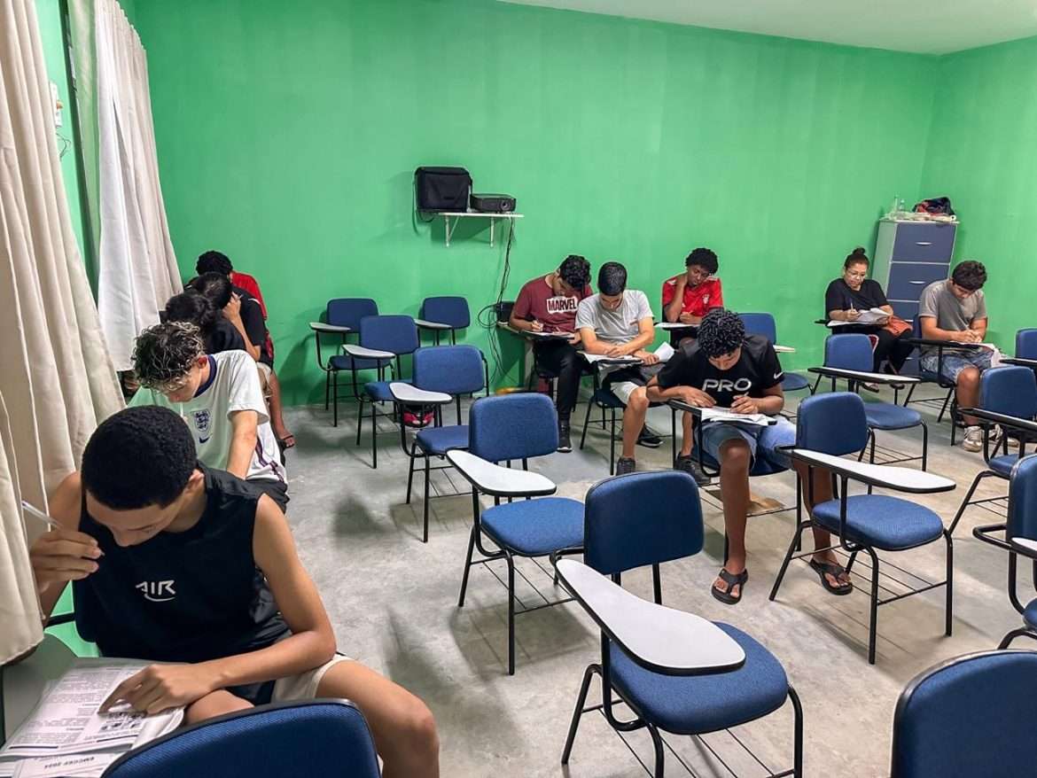 34.cf.cidades.secretaria de educação inicia exame municipal.1.estudantes.arianealvespmi