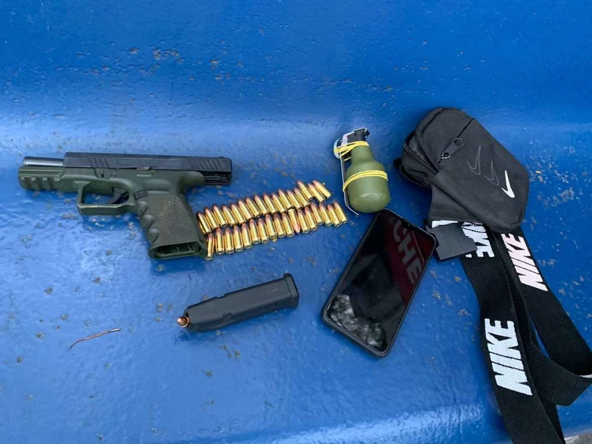 34.cf.res.polÍcia.sargento da pm e foragido.1.pistola.divulgaÇÃopm