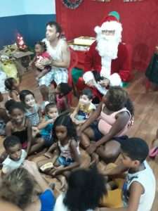 49 cidades professor promove ‘natal solidário’ para crianças carentes da cidade e região divulgação1