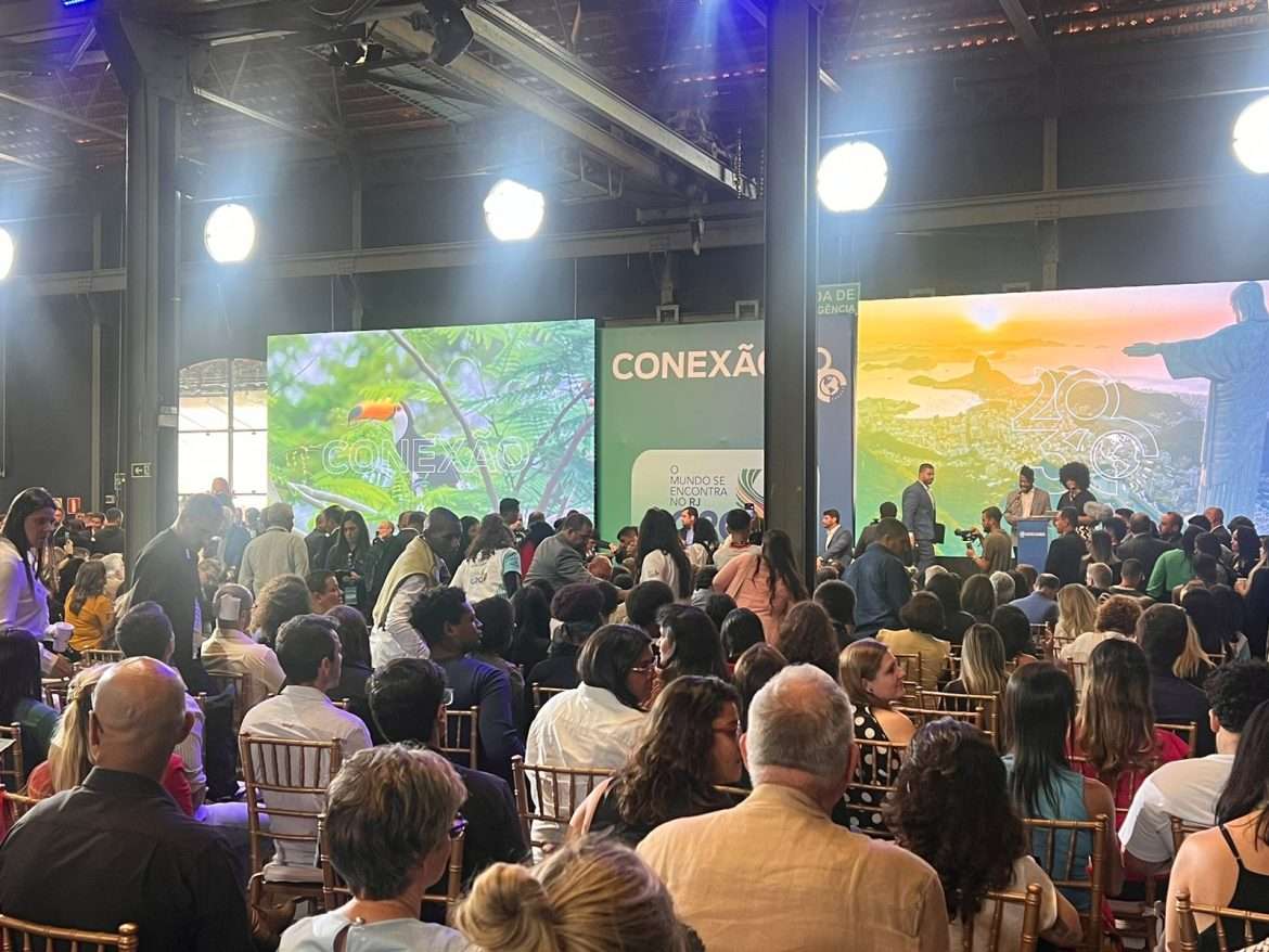 adac5cc2 2f7b 4d50 a044 e9d2ca59ee90