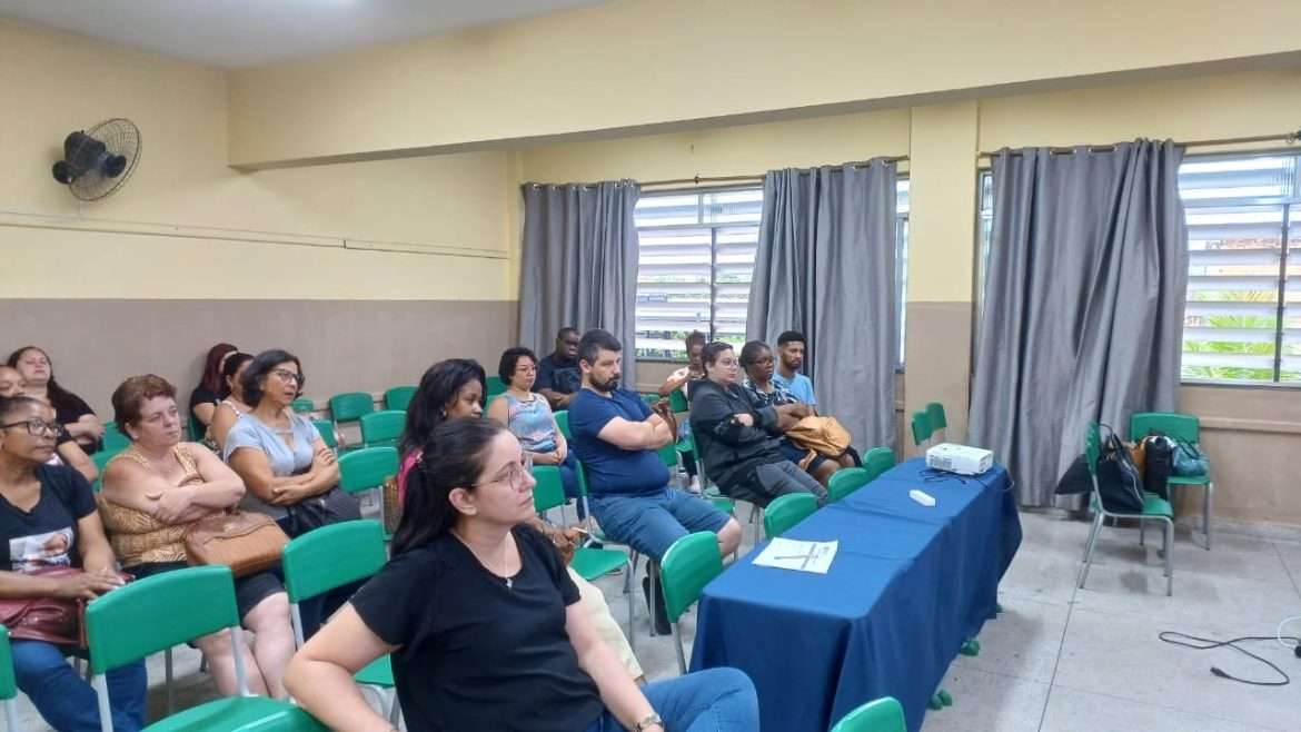 ec8099ef 785f 401a 83c8 f2707c22f2c5