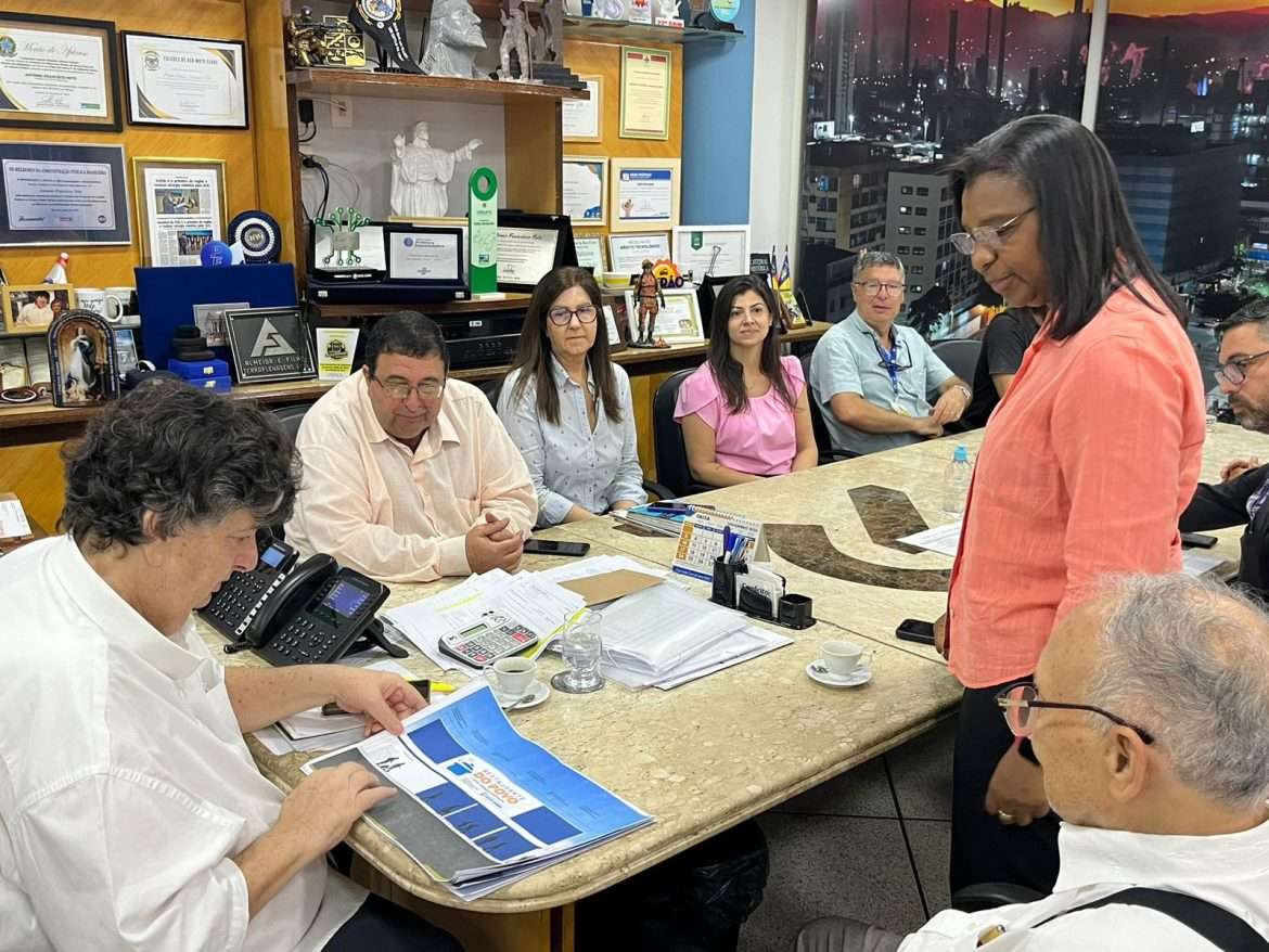 f414122e 501f 49ce 8814 1ea0589ca5ad