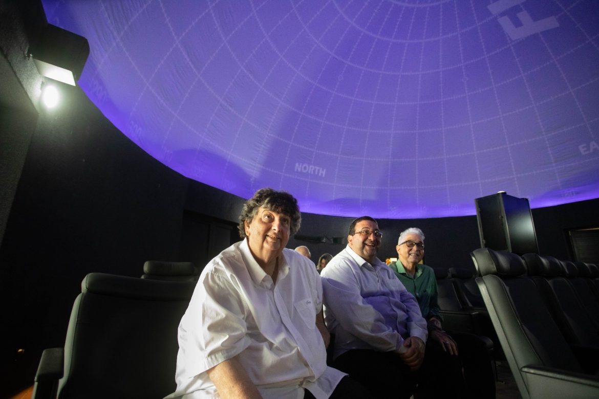 1a0c21a7 76cd 4d75 8996 ea08100b497a