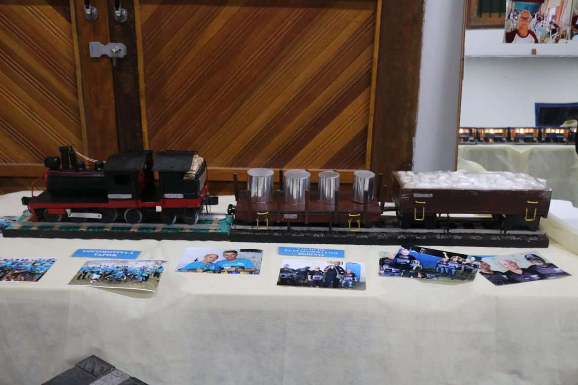 20.cf.res.cidades.exposição com objetos.1.rÉplicas.divulgaÇÃopmq (2)