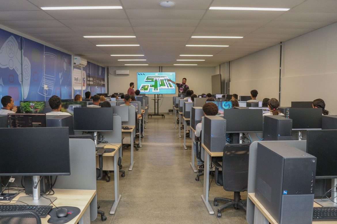 31.cf.res.cidades.ciep 488 inaugura laboratórios.1.laboratÓrios.anacabralseeduc