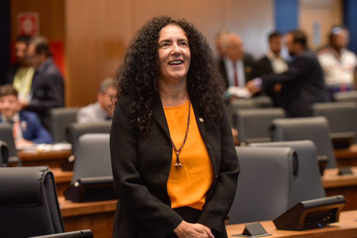 acf64d4b 0d55 42d3 a8e3 09f6b28f9041