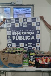 mais de 500 fogos de artifício clandestinos apreendidos pela ordem pública de volta redonda divulgação semop