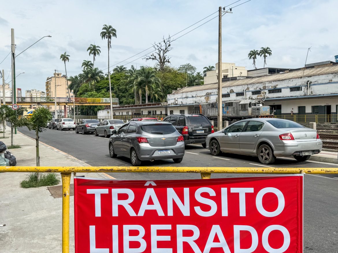 prefeitura de barra mansa libera trânsito de veículos na nova avenida do pátio de manobras felipe vieira